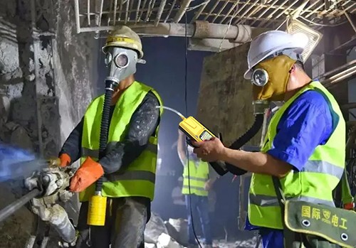 胸掛式復合型氣體檢測儀