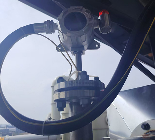 化工廠管道法蘭式醋醛檢測儀應用案例